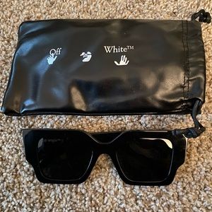 Off-White Catalina Square Glasses